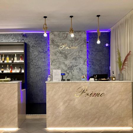 Hotel Primo カンピ・ビセンツィオ エクステリア 写真