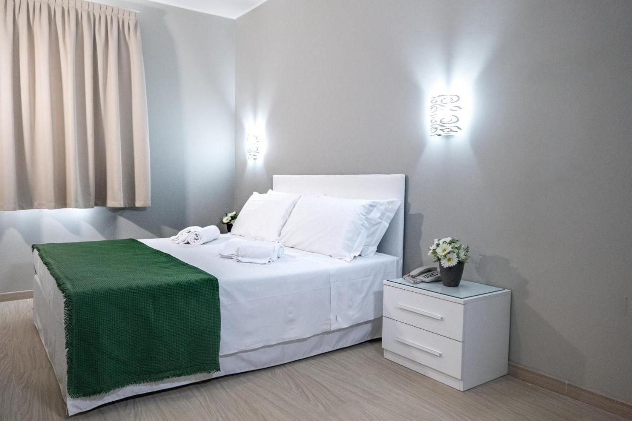 Hotel Primo カンピ・ビセンツィオ エクステリア 写真